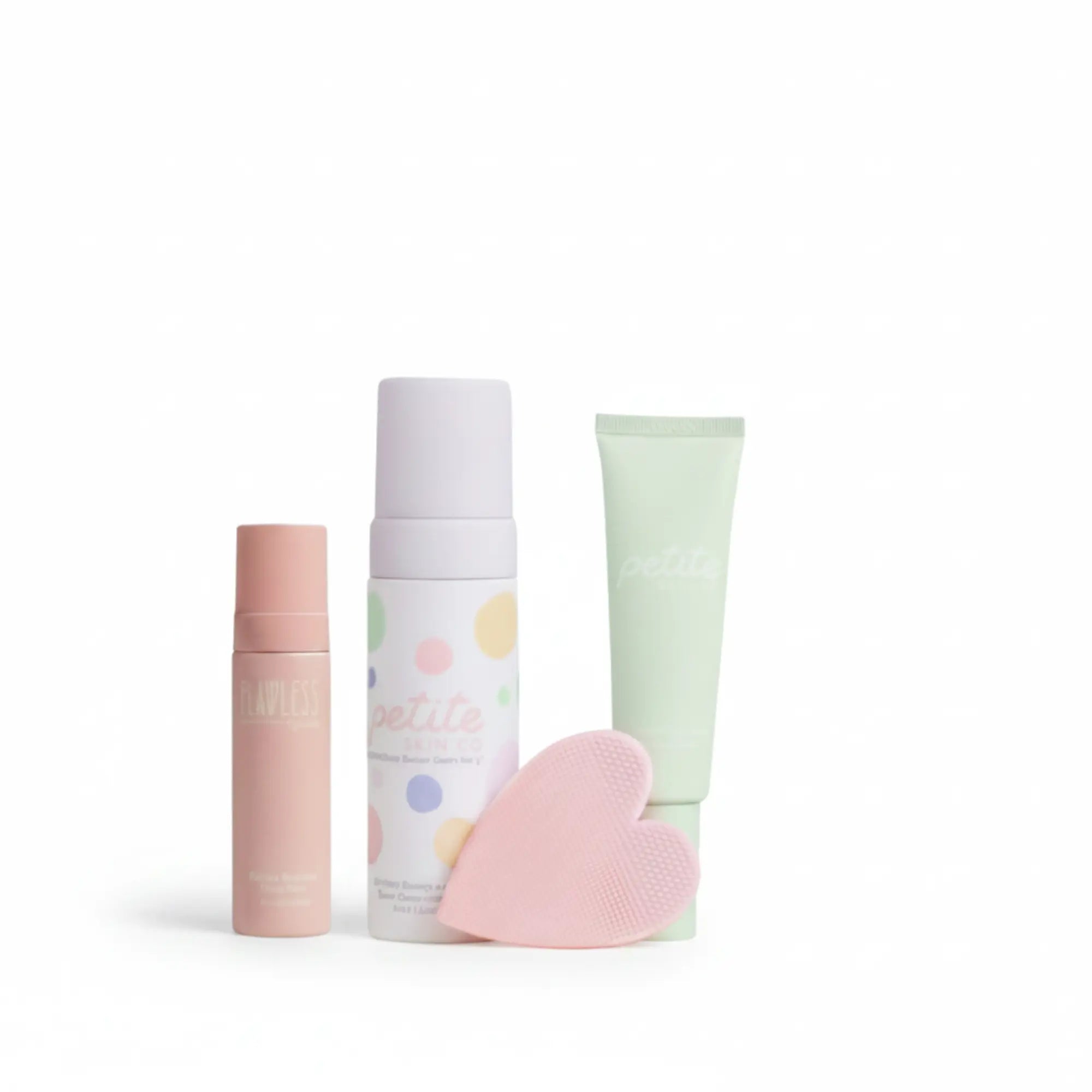 Skin Bliss Kit featuring Australian made gentle skincare products for 7 to 14 year olds, including face cleansing foam, moisturiser, and a heart-shaped silicone cleansing pad. Good Skin Habits Start Early.