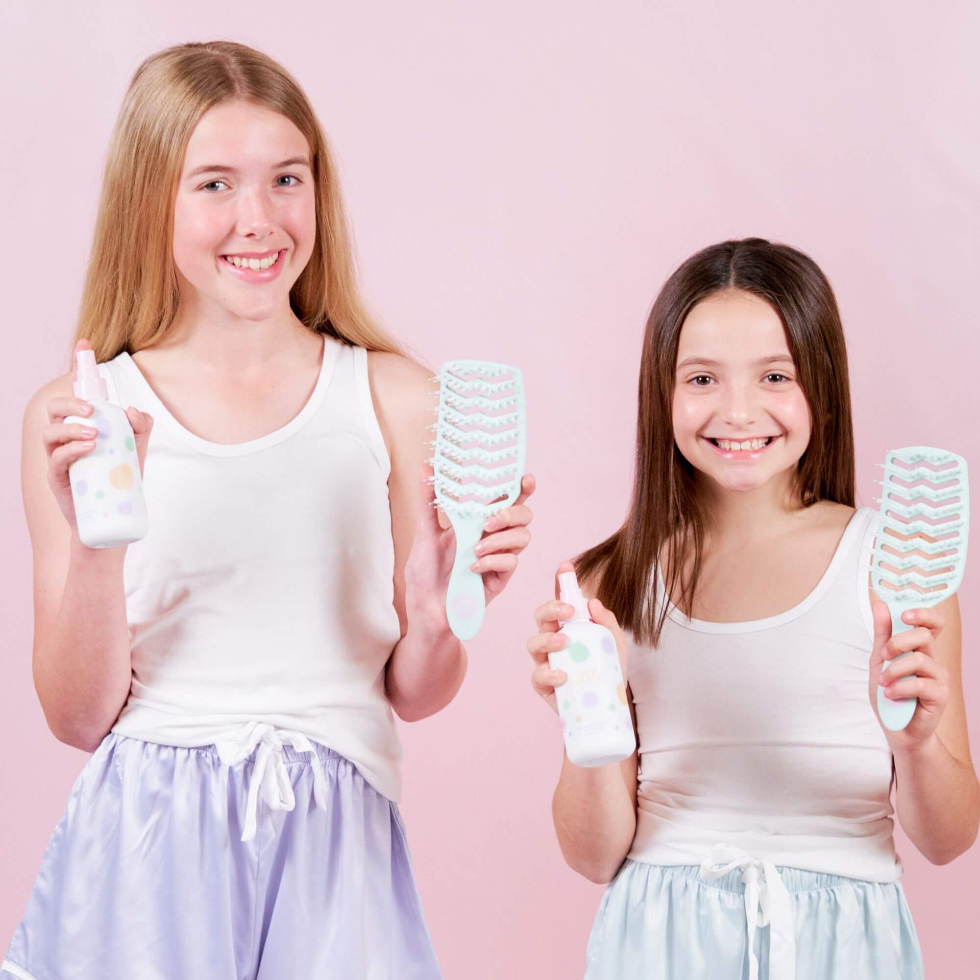 Tangle-Free Duo: Detangler & Brush Set V2
